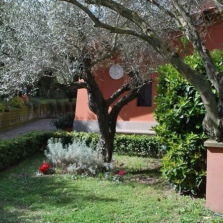 Hotel apartamentowy Casale Mostacciano 3*