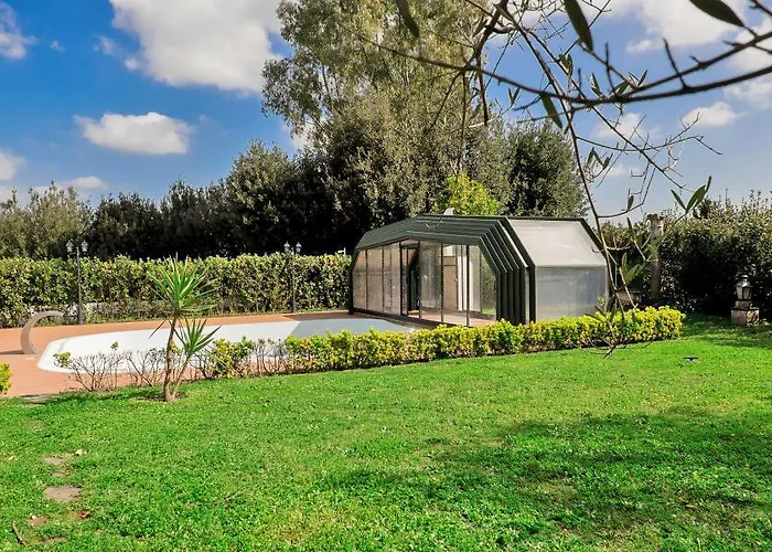Casale Mostacciano 3*