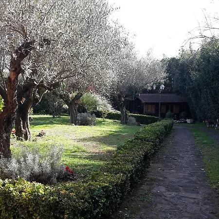 Casale Mostacciano 3* Řím